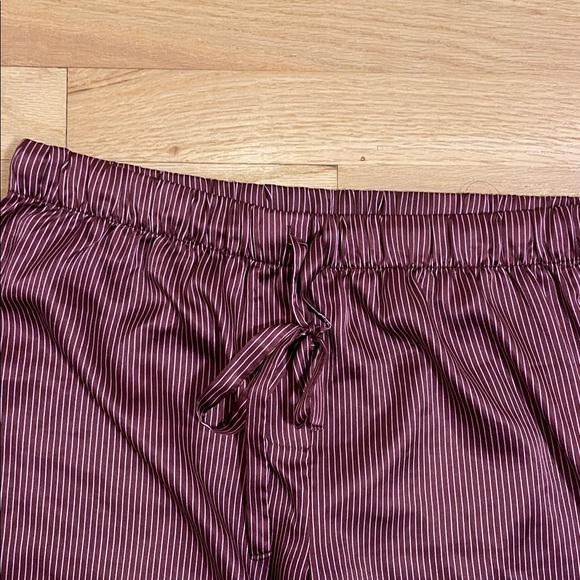 Victoria's Secret Burgundy and Pink Striped Satin Pajamas
Size medium - Picture 8 of 9